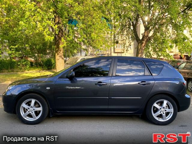 Серый Мазда 3, объемом двигателя 1.6 л и пробегом 196 тыс. км за 5700 $, фото 3 на Automoto.ua