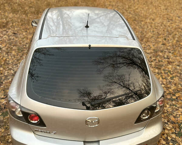 Сірий Мазда 3, об'ємом двигуна 1.6 л та пробігом 283 тис. км за 5500 $, фото 37 на Automoto.ua