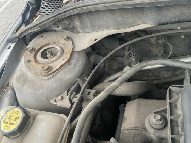 Серый Мазда 3, объемом двигателя 1.6 л и пробегом 196 тыс. км за 4500 $, фото 19 на Automoto.ua