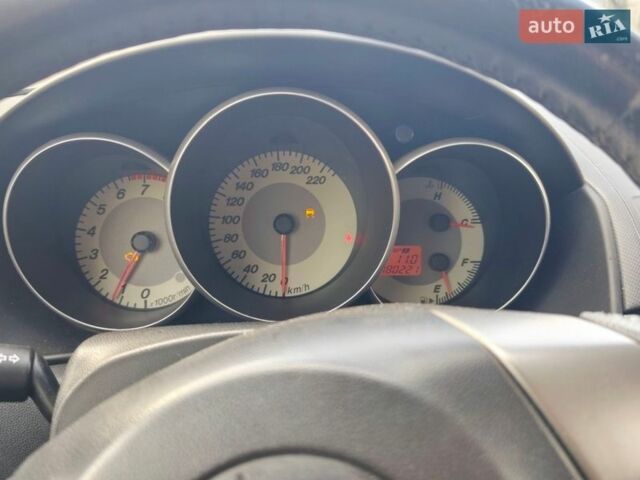 Серый Мазда 3, объемом двигателя 1.6 л и пробегом 180 тыс. км за 4200 $, фото 1 на Automoto.ua