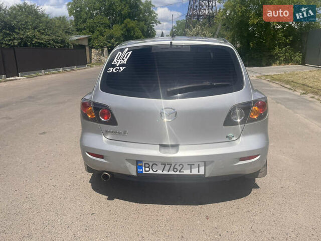 Серый Мазда 3, объемом двигателя 1.6 л и пробегом 262 тыс. км за 4000 $, фото 3 на Automoto.ua