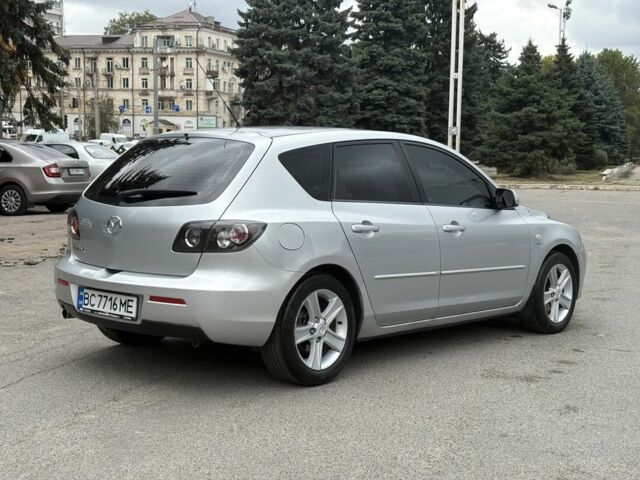Сірий Мазда 3, об'ємом двигуна 1.6 л та пробігом 190 тис. км за 4999 $, фото 6 на Automoto.ua