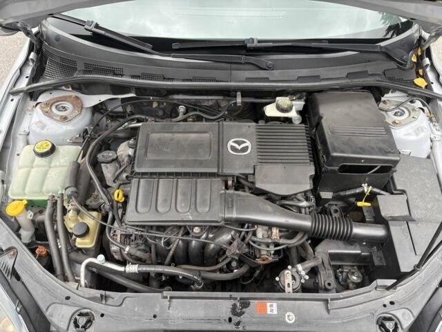 Сірий Мазда 3, об'ємом двигуна 1.6 л та пробігом 190 тис. км за 4999 $, фото 16 на Automoto.ua