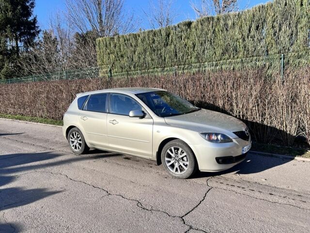 Серый Мазда 3, объемом двигателя 1.6 л и пробегом 200 тыс. км за 3400 $, фото 3 на Automoto.ua