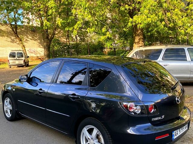 Серый Мазда 3, объемом двигателя 1.6 л и пробегом 196 тыс. км за 5700 $, фото 2 на Automoto.ua