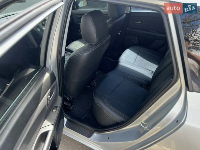 Сірий Мазда 3, об'ємом двигуна 1.6 л та пробігом 232 тис. км за 4200 $, фото 8 на Automoto.ua