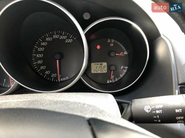 Серый Мазда 3, объемом двигателя 1.6 л и пробегом 147 тыс. км за 4400 $, фото 13 на Automoto.ua