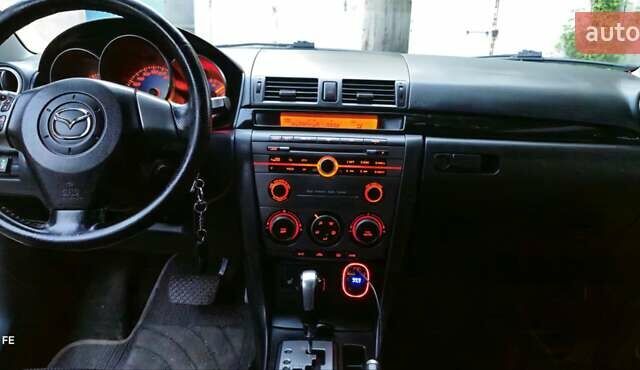 Серый Мазда 3, объемом двигателя 1.6 л и пробегом 297 тыс. км за 5600 $, фото 8 на Automoto.ua
