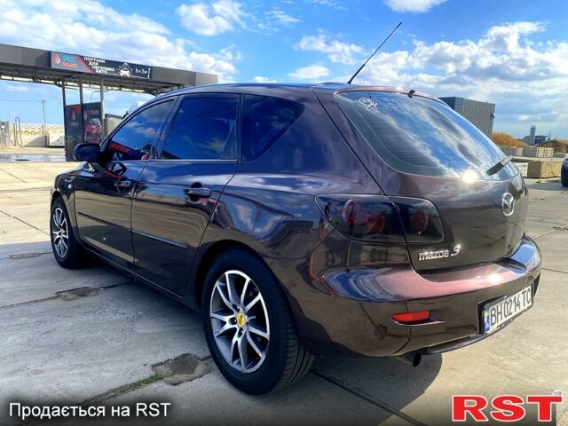 Серый Мазда 3, объемом двигателя 1.6 л и пробегом 282 тыс. км за 6000 $, фото 3 на Automoto.ua