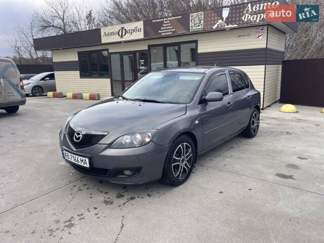 Серый Мазда 3, объемом двигателя 2 л и пробегом 299 тыс. км за 4300 $, фото 2 на Automoto.ua
