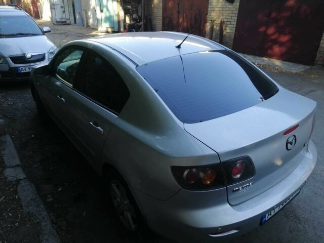 Сірий Мазда 3, об'ємом двигуна 1.6 л та пробігом 188 тис. км за 4800 $, фото 2 на Automoto.ua