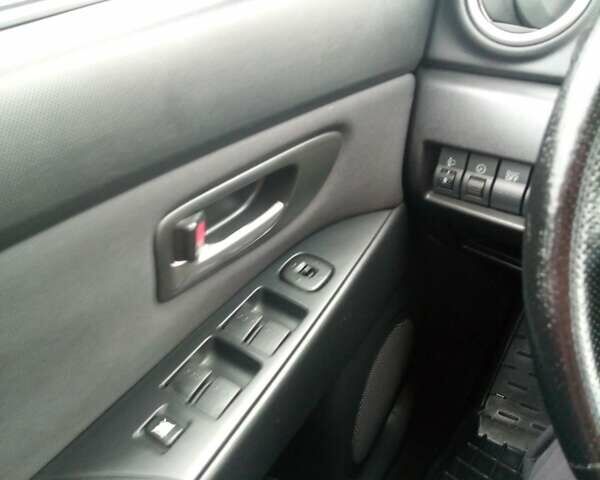 Серый Мазда 3, объемом двигателя 1.6 л и пробегом 242 тыс. км за 4500 $, фото 4 на Automoto.ua