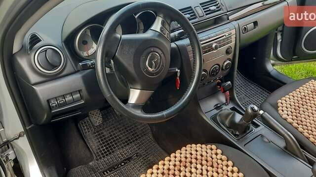 Сірий Мазда 3, об'ємом двигуна 1.6 л та пробігом 151 тис. км за 5000 $, фото 9 на Automoto.ua