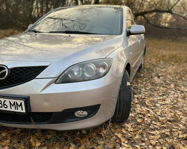 Сірий Мазда 3, об'ємом двигуна 1.6 л та пробігом 283 тис. км за 5500 $, фото 29 на Automoto.ua