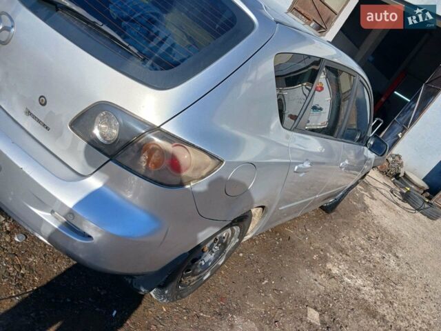 Сірий Мазда 3, об'ємом двигуна 1.6 л та пробігом 280 тис. км за 3550 $, фото 6 на Automoto.ua
