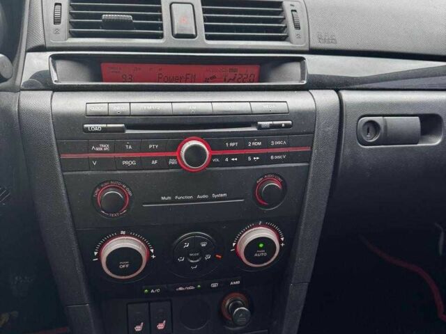 Сірий Мазда 3, об'ємом двигуна 1.6 л та пробігом 238 тис. км за 2800 $, фото 20 на Automoto.ua