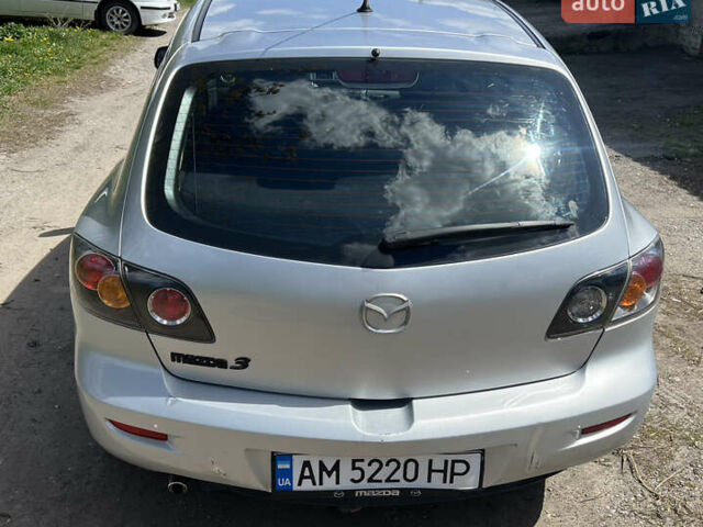 Сірий Мазда 3, об'ємом двигуна 1.6 л та пробігом 232 тис. км за 4200 $, фото 3 на Automoto.ua