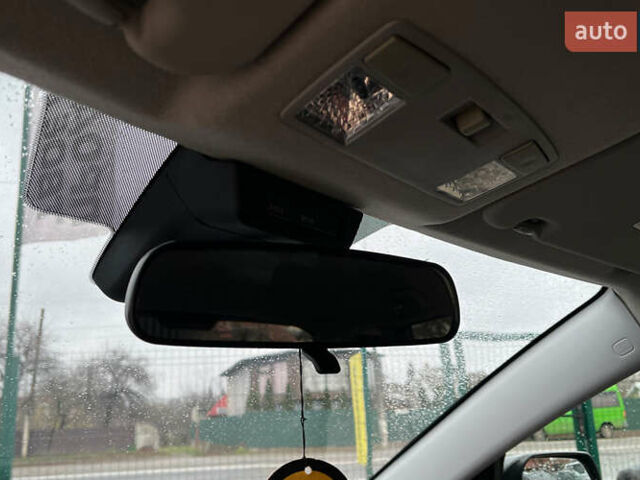 Сірий Мазда 3, об'ємом двигуна 1.6 л та пробігом 156 тис. км за 6200 $, фото 13 на Automoto.ua