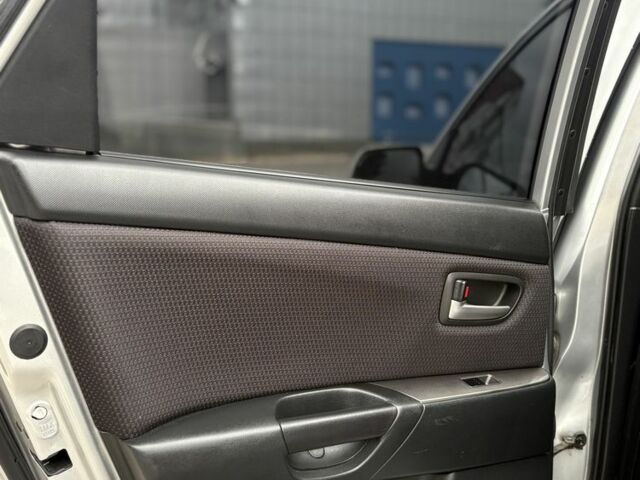 Сірий Мазда 3, об'ємом двигуна 1.6 л та пробігом 190 тис. км за 4999 $, фото 11 на Automoto.ua