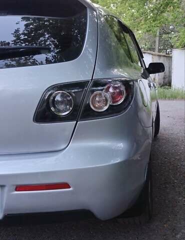 Серый Мазда 3, объемом двигателя 1.6 л и пробегом 297 тыс. км за 5600 $, фото 5 на Automoto.ua