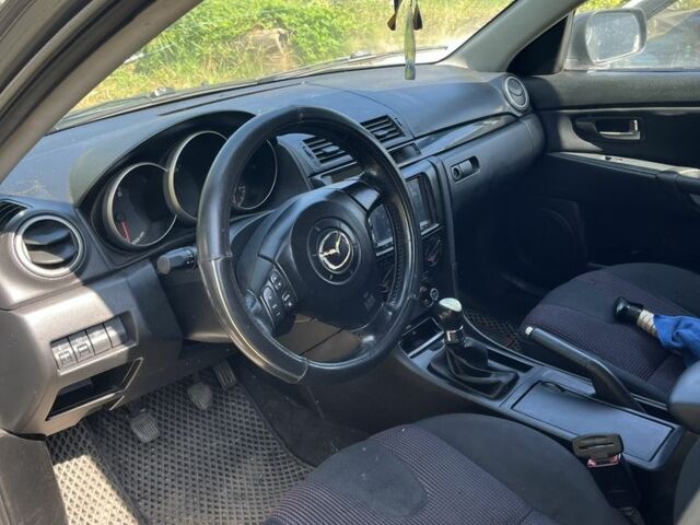 Сірий Мазда 3, об'ємом двигуна 1.6 л та пробігом 320 тис. км за 2599 $, фото 2 на Automoto.ua