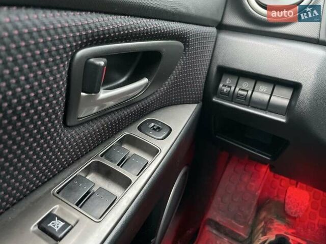 Сірий Мазда 3, об'ємом двигуна 1.6 л та пробігом 200 тис. км за 6300 $, фото 6 на Automoto.ua