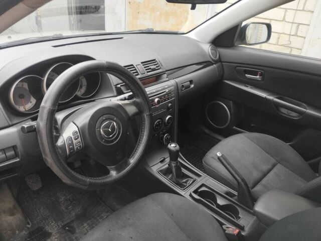 Сірий Мазда 3, об'ємом двигуна 1.6 л та пробігом 280 тис. км за 4500 $, фото 9 на Automoto.ua