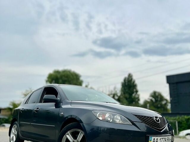 Серый Мазда 3, объемом двигателя 1.6 л и пробегом 180 тыс. км за 3700 $, фото 1 на Automoto.ua