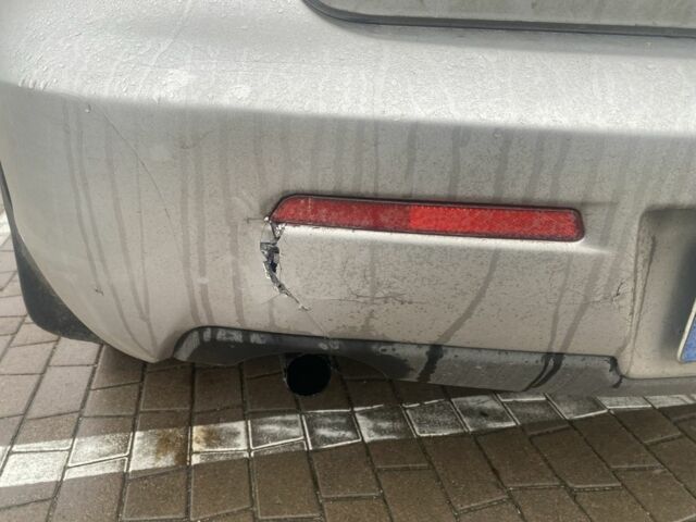 Серый Мазда 3, объемом двигателя 1.6 л и пробегом 196 тыс. км за 4500 $, фото 9 на Automoto.ua