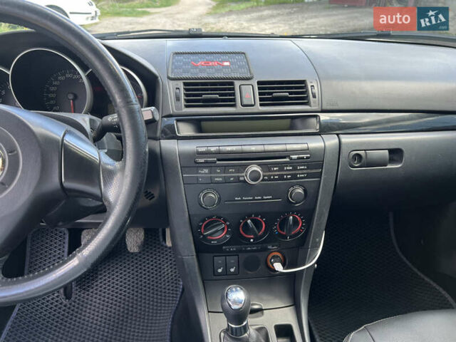 Сірий Мазда 3, об'ємом двигуна 1.6 л та пробігом 232 тис. км за 4200 $, фото 10 на Automoto.ua