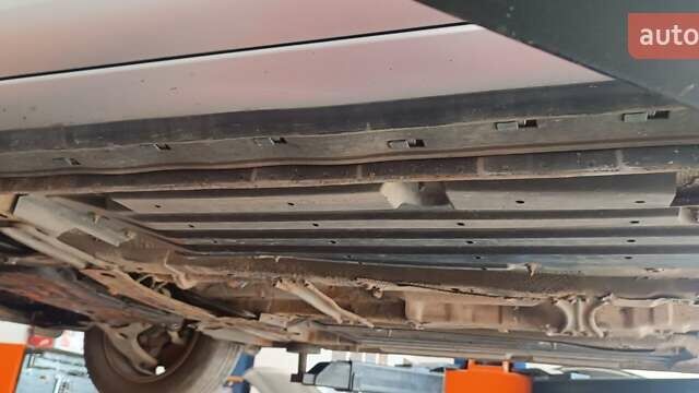 Серый Мазда 3, объемом двигателя 1.6 л и пробегом 230 тыс. км за 4150 $, фото 15 на Automoto.ua