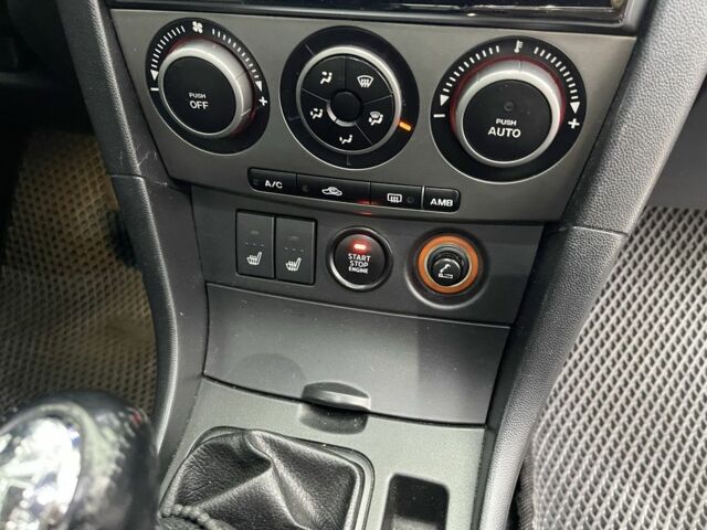 Сірий Мазда 3, об'ємом двигуна 1.6 л та пробігом 220 тис. км за 5000 $, фото 16 на Automoto.ua