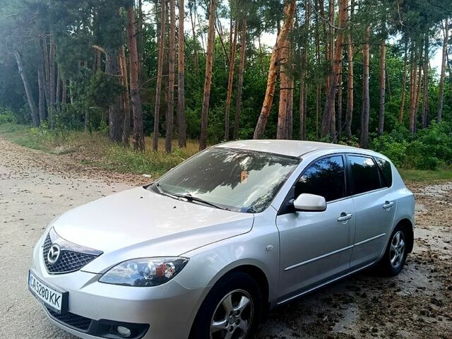 Серый Мазда 3, объемом двигателя 1.6 л и пробегом 254 тыс. км за 4800 $, фото 2 на Automoto.ua