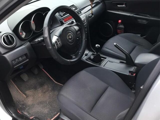 Сірий Мазда 3, об'ємом двигуна 1.6 л та пробігом 293 тис. км за 3700 $, фото 4 на Automoto.ua