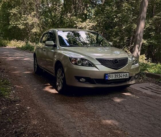 Сірий Мазда 3, об'ємом двигуна 1.6 л та пробігом 158 тис. км за 4600 $, фото 1 на Automoto.ua