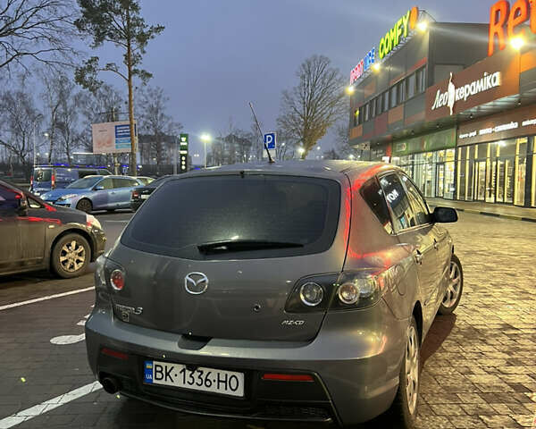 Серый Мазда 3, объемом двигателя 2 л и пробегом 298 тыс. км за 5600 $, фото 3 на Automoto.ua