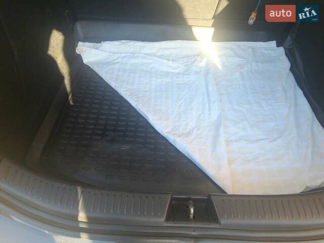 Серый Мазда 3, объемом двигателя 1.6 л и пробегом 214 тыс. км за 6900 $, фото 7 на Automoto.ua