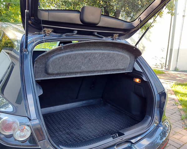Сірий Мазда 3, об'ємом двигуна 1.6 л та пробігом 275 тис. км за 4950 $, фото 10 на Automoto.ua
