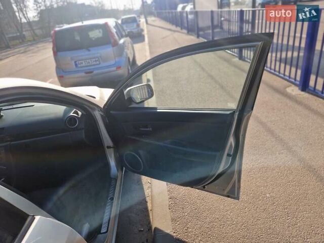 Серый Мазда 3, объемом двигателя 1.56 л и пробегом 320 тыс. км за 5800 $, фото 5 на Automoto.ua