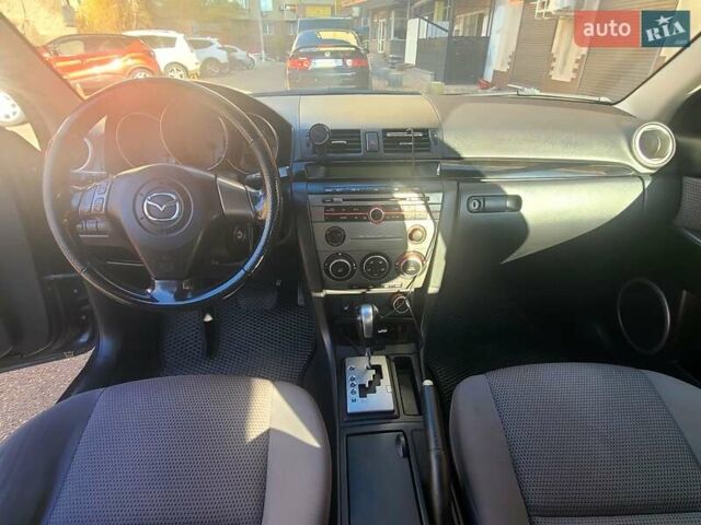 Серый Мазда 3, объемом двигателя 1.6 л и пробегом 214 тыс. км за 6900 $, фото 3 на Automoto.ua