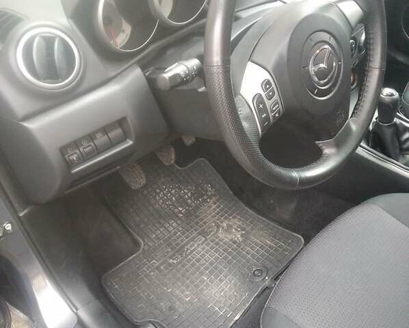 Серый Мазда 3, объемом двигателя 1.6 л и пробегом 162 тыс. км за 6200 $, фото 8 на Automoto.ua