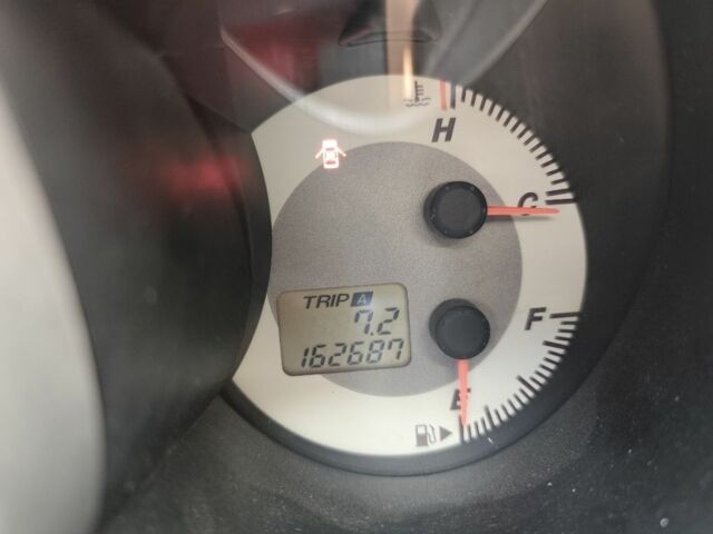 Сірий Мазда 3, об'ємом двигуна 2 л та пробігом 162 тис. км за 5000 $, фото 7 на Automoto.ua