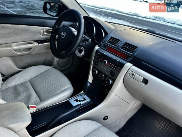 Сірий Мазда 3, об'ємом двигуна 1.6 л та пробігом 263 тис. км за 4650 $, фото 22 на Automoto.ua