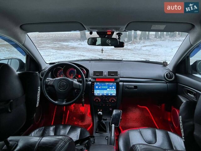 Серый Мазда 3, объемом двигателя 1.6 л и пробегом 320 тыс. км за 7999 $, фото 10 на Automoto.ua