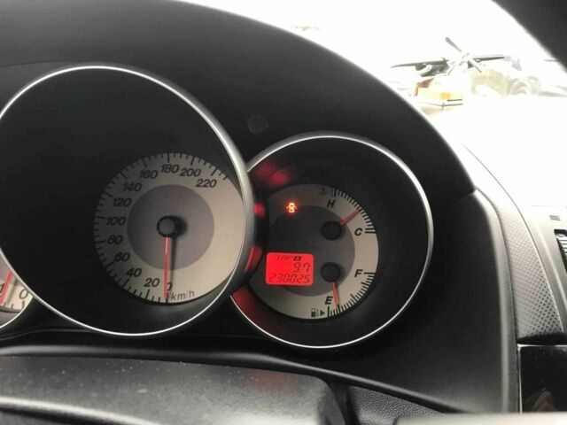 Серый Мазда 3, объемом двигателя 1.6 л и пробегом 220 тыс. км за 5090 $, фото 5 на Automoto.ua