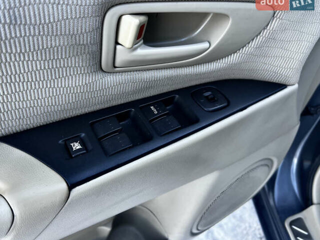 Сірий Мазда 3, об'ємом двигуна 1.6 л та пробігом 263 тис. км за 4650 $, фото 24 на Automoto.ua