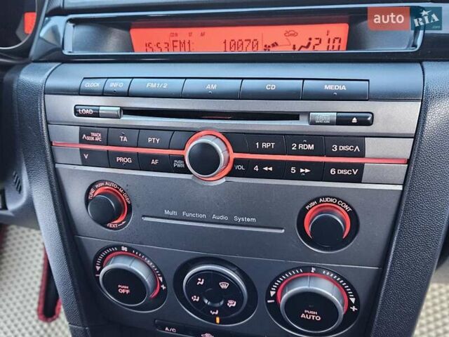 Сірий Мазда 3, об'ємом двигуна 1.6 л та пробігом 289 тис. км за 5300 $, фото 91 на Automoto.ua