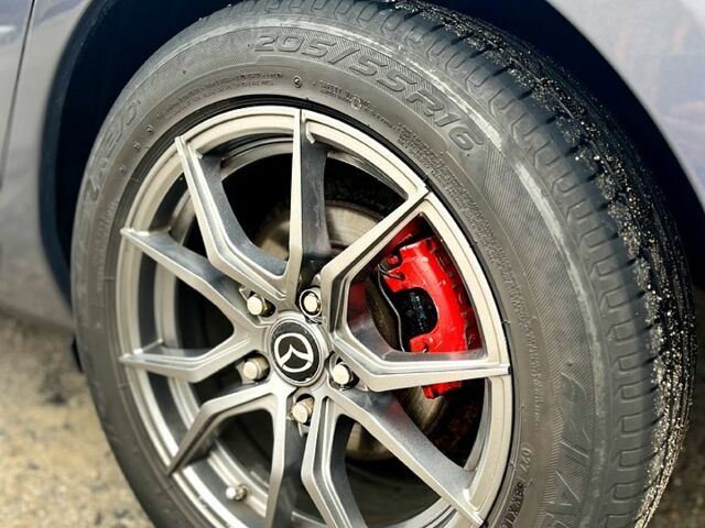 Серый Мазда 3, объемом двигателя 1.6 л и пробегом 220 тыс. км за 5499 $, фото 2 на Automoto.ua