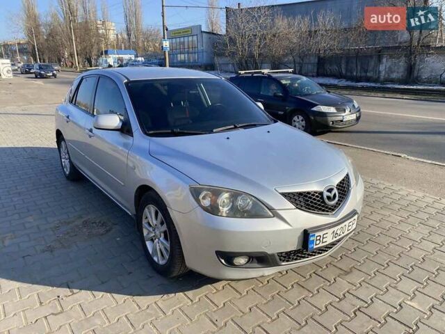Серый Мазда 3, объемом двигателя 2 л и пробегом 301 тыс. км за 5400 $, фото 2 на Automoto.ua