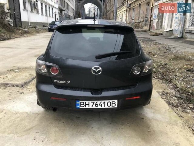 Серый Мазда 3, объемом двигателя 1.6 л и пробегом 160 тыс. км за 5000 $, фото 1 на Automoto.ua